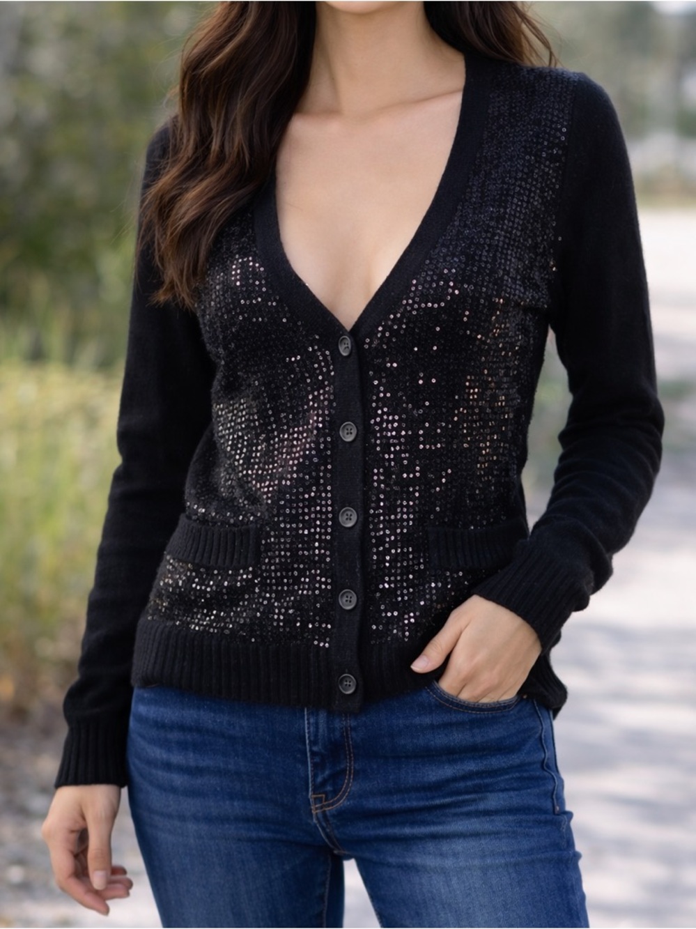 ✨ Joe Fresh Sequin Cardigan ✨
Great Condition sz Small